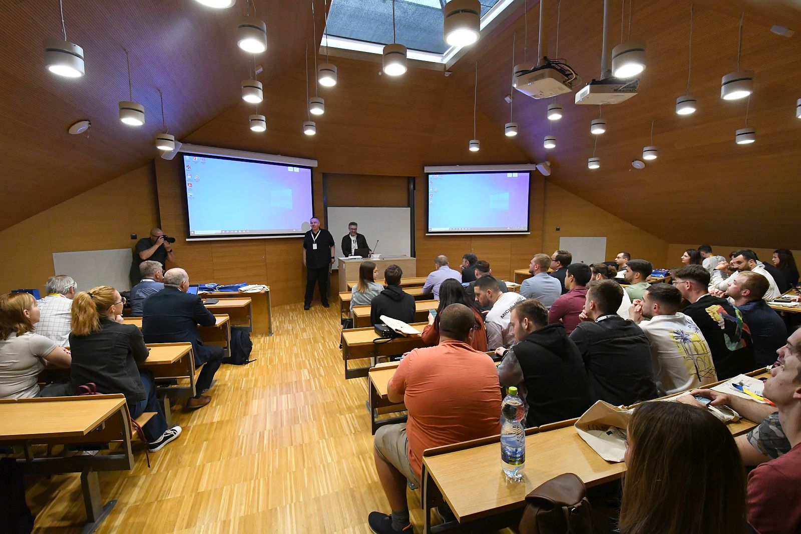 Nemzetközi hallgatói program kezdődött az Óbudai Egyetemen